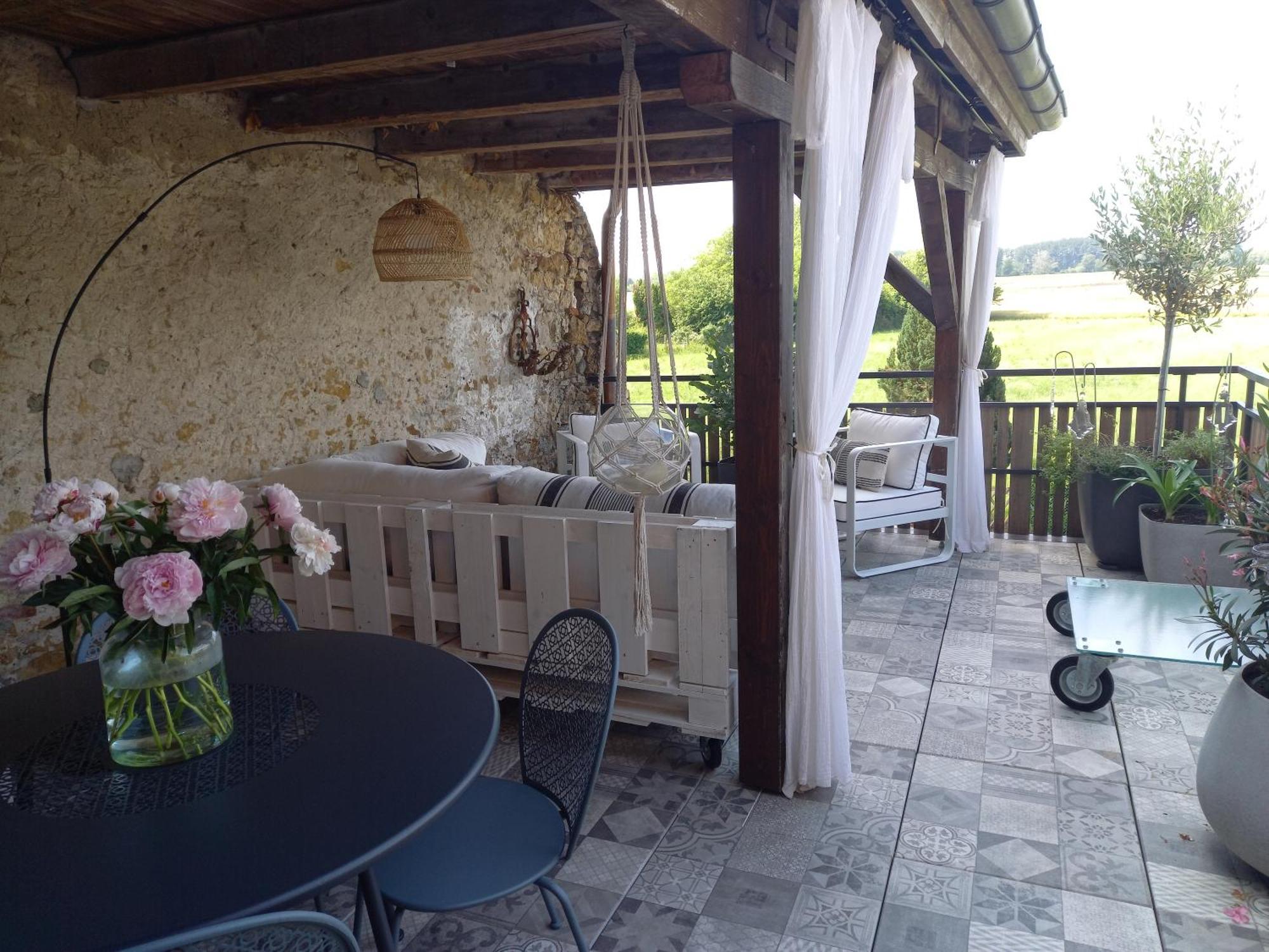 Au Bourg Bed and Breakfast Le Landeron Εξωτερικό φωτογραφία